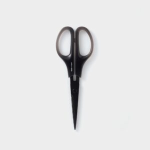 basic cutting shears black