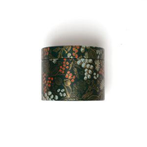 holiday tin candle