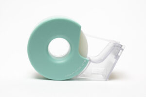 tape dispenser with cutter